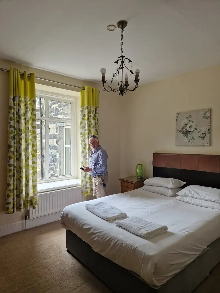 Jen Mealy_Glan Aber Hotel and Bunkhouse_Betws-y-Coed_review