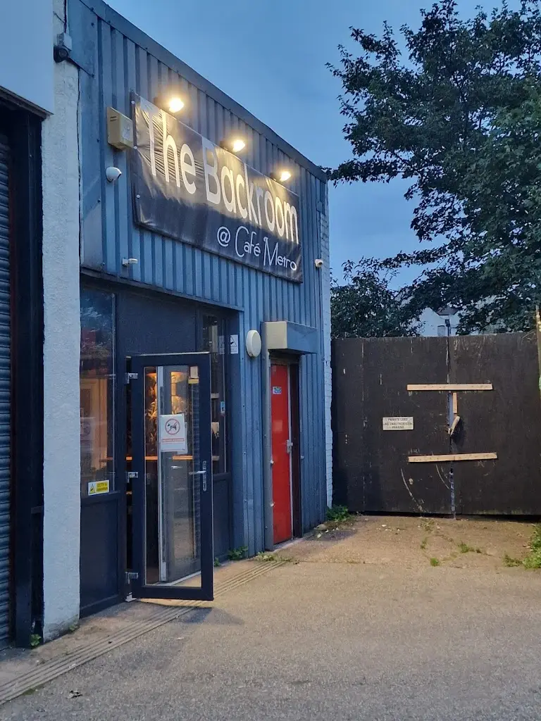 Jon Harris_Cafe Metro Bar_Bilston_review