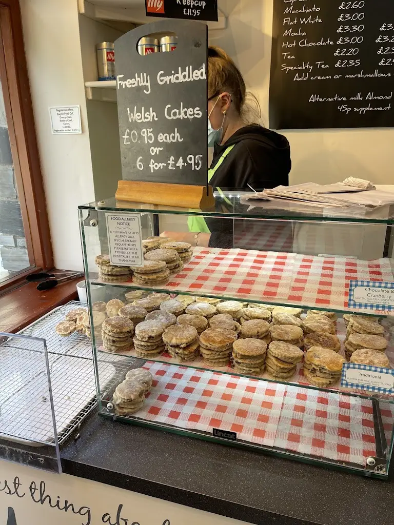 Menu_Bwyd i Fynd_Betws-y-Coed_image_3