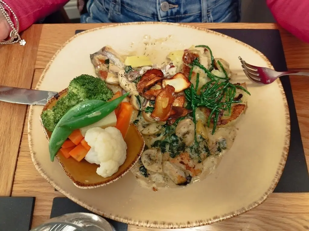 Menu_Chandlers Brasserie_Betws-y-Coed_image_3