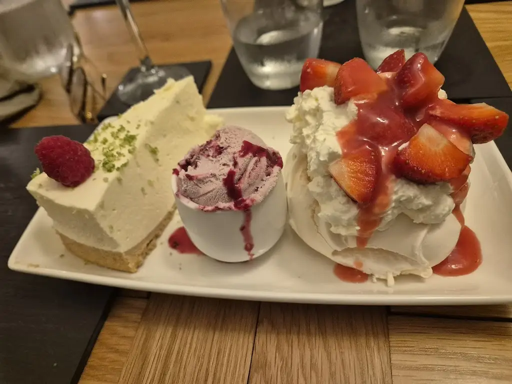 Chandlers Brasserie_Betws-y-Coed_slider_image_2