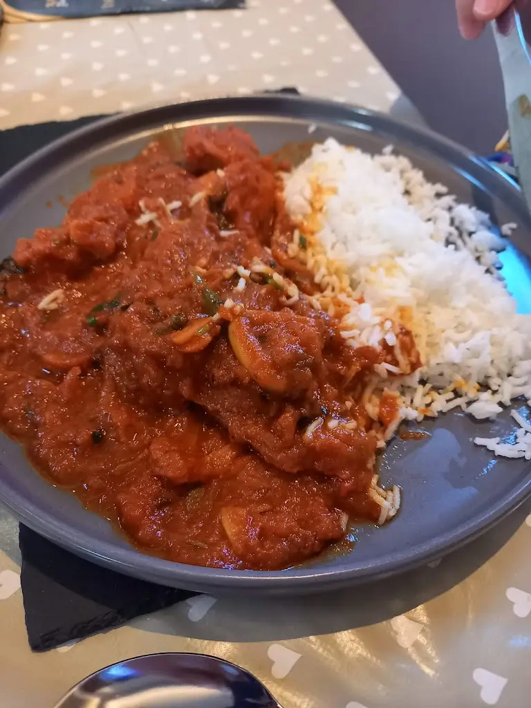Caroline B_Tŷ Asha Balti House_Betws-y-Coed_review