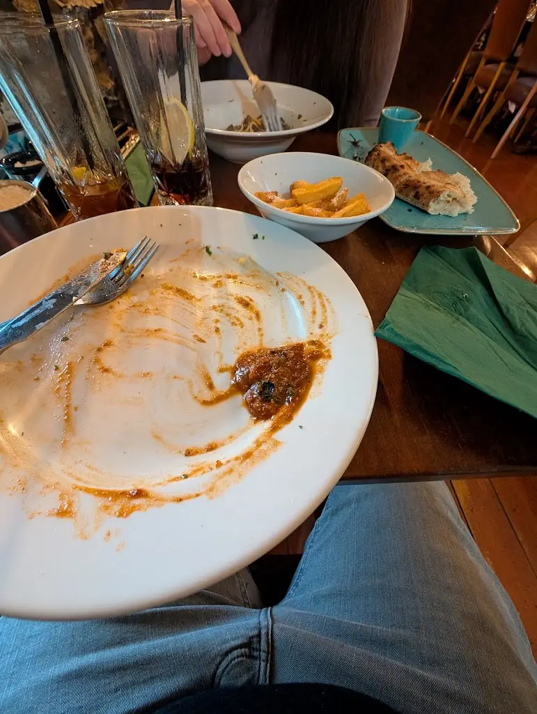 Ryan Kimber_Florentino’s_Carmarthen_review