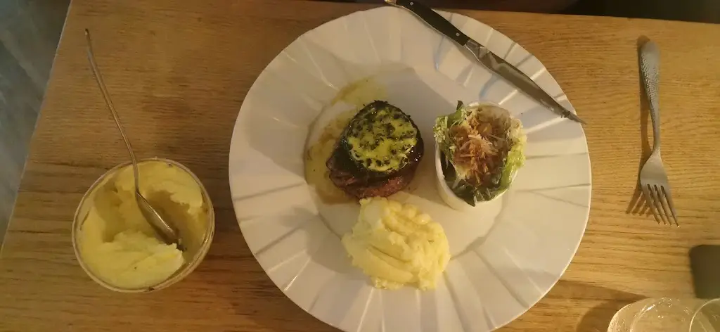 Menu_Dexters_Carmarthen_image_7