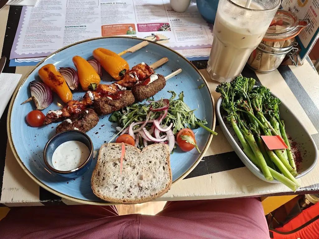 Rex Morris_Cofio Lounge_Carmarthen_review