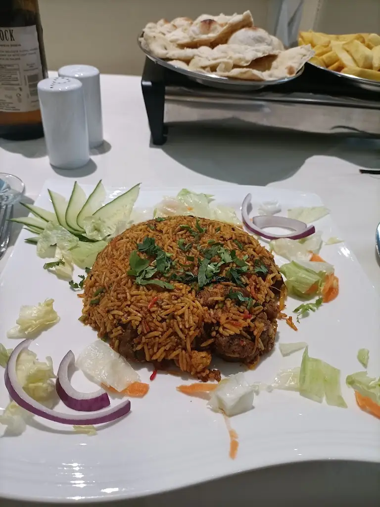 Curry Lounge_Bilston_slider_image_2