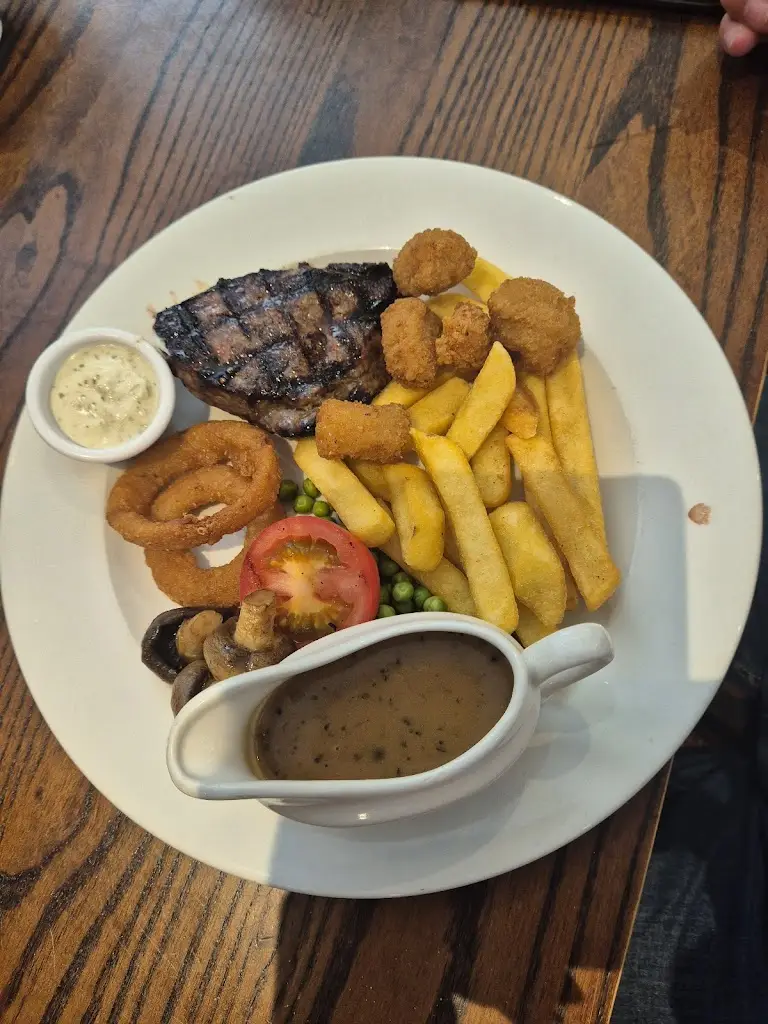 Amanda Walsh_Bankfield Inn Bilston_Bilston_review