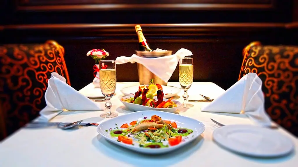 Indian Empire Ltd_Caerwent_slider_image_3