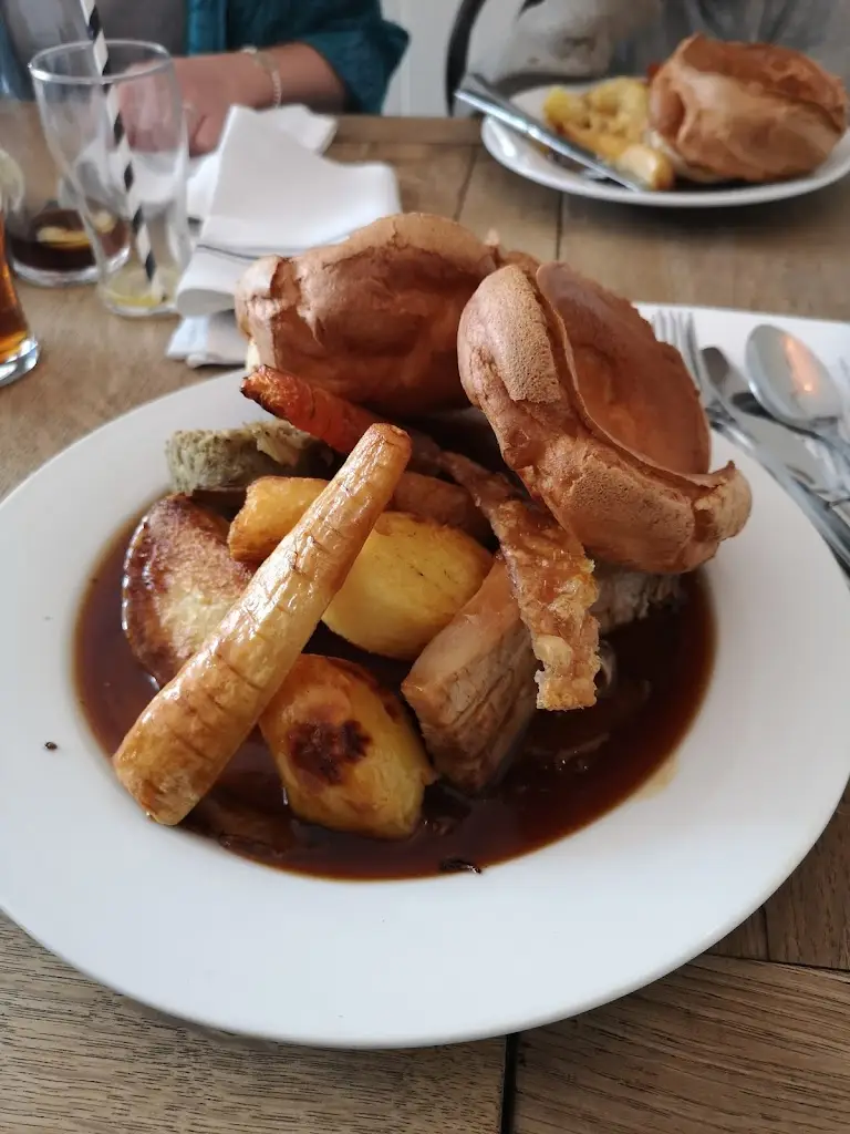 The Tredegar Arms Shirenewton. Restaurant With Rooms _Caerwent_slider_image_2