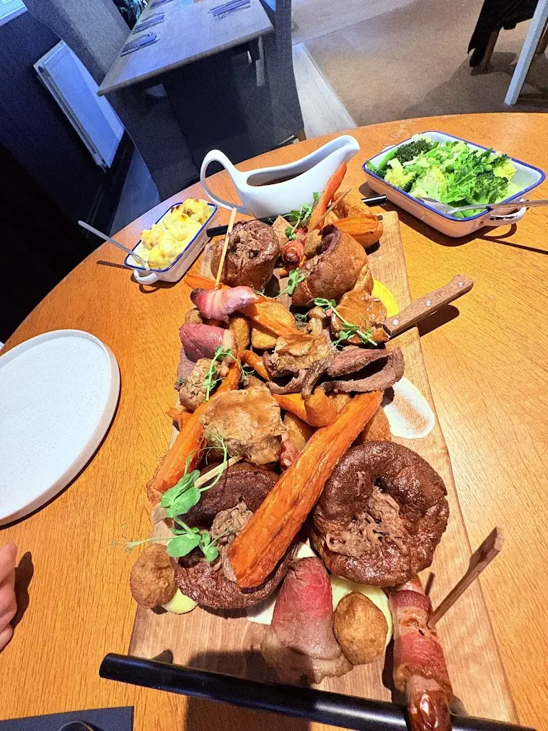 Jade Knapp_The Pavilion_Caerwent_review