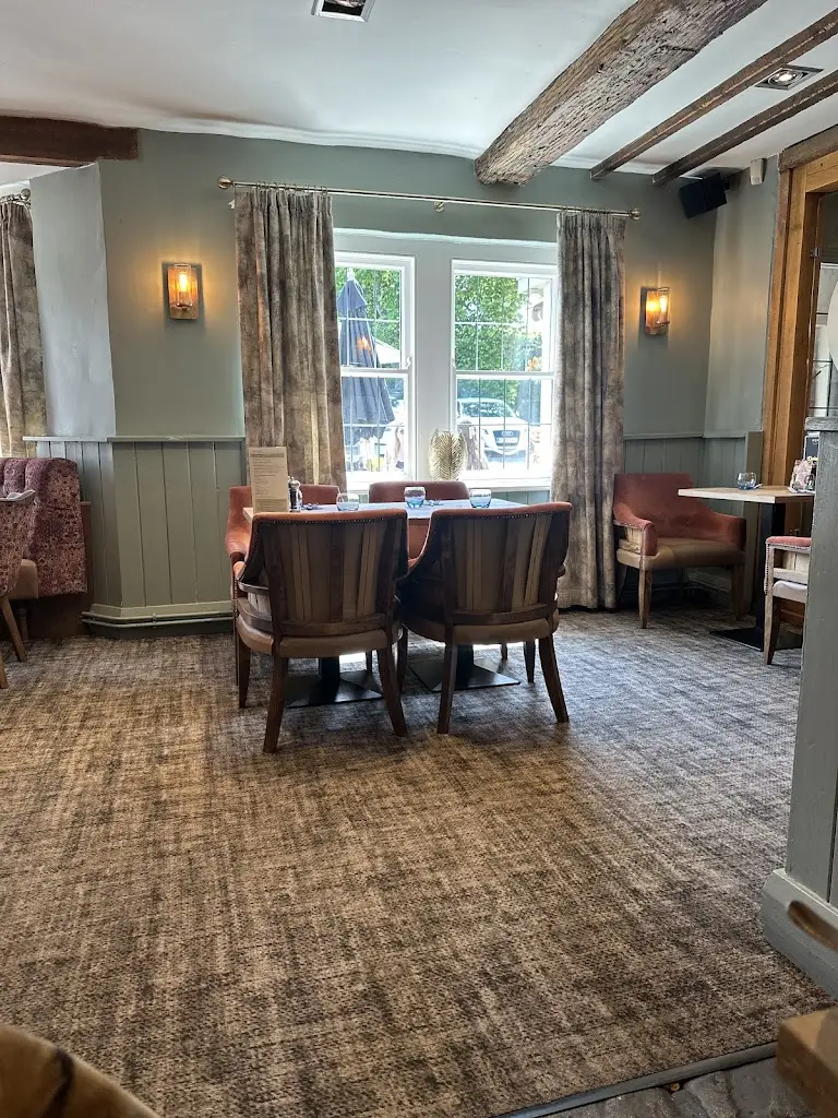 Jacek Kurowski_Groes Wen Inn Penhow Newport_Caerwent_review