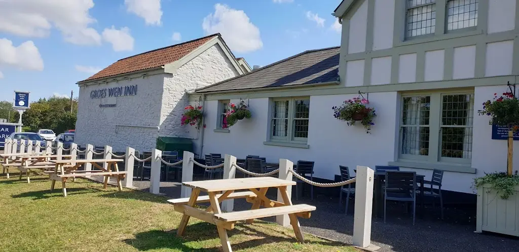 Groes Wen Inn Penhow Newport_Caerwent_slider_image_3