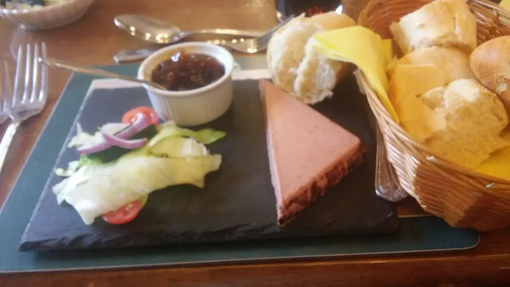 Menu_Six Bells_Coity_image_5