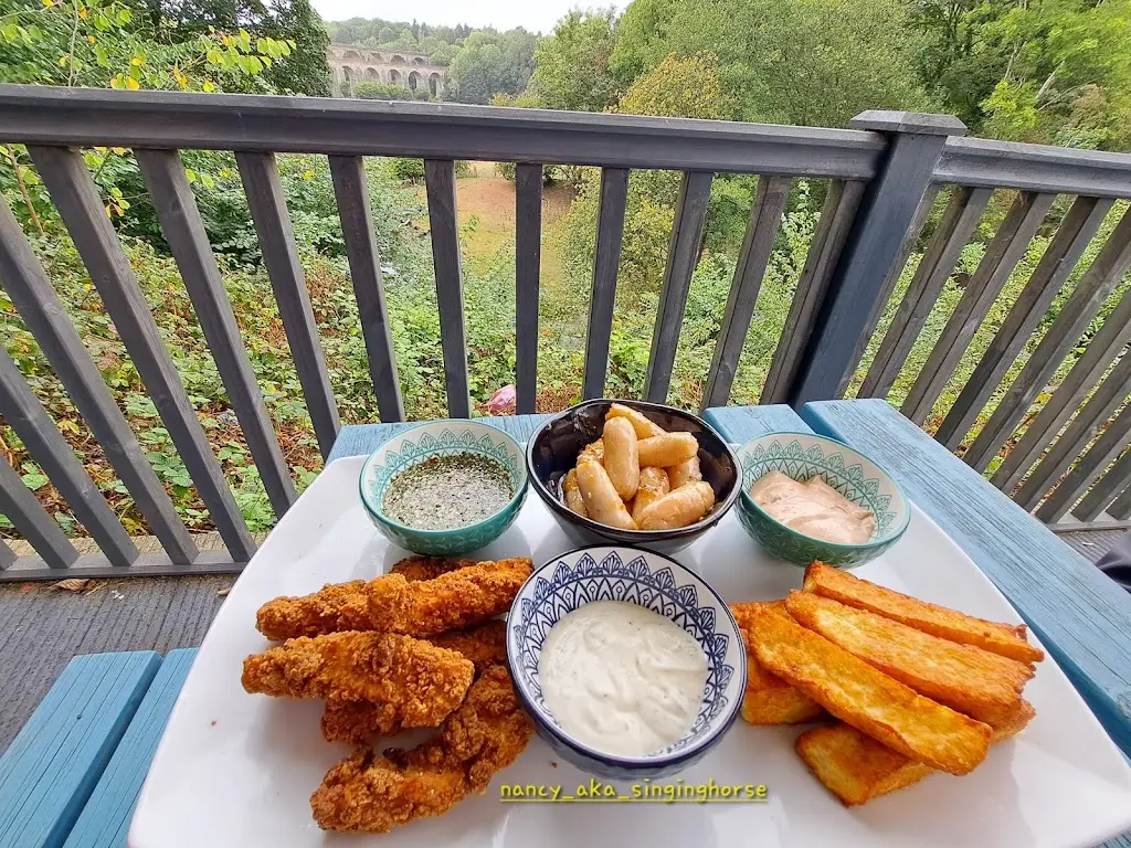 The Bridge Inn_Chirk_slider_image_3