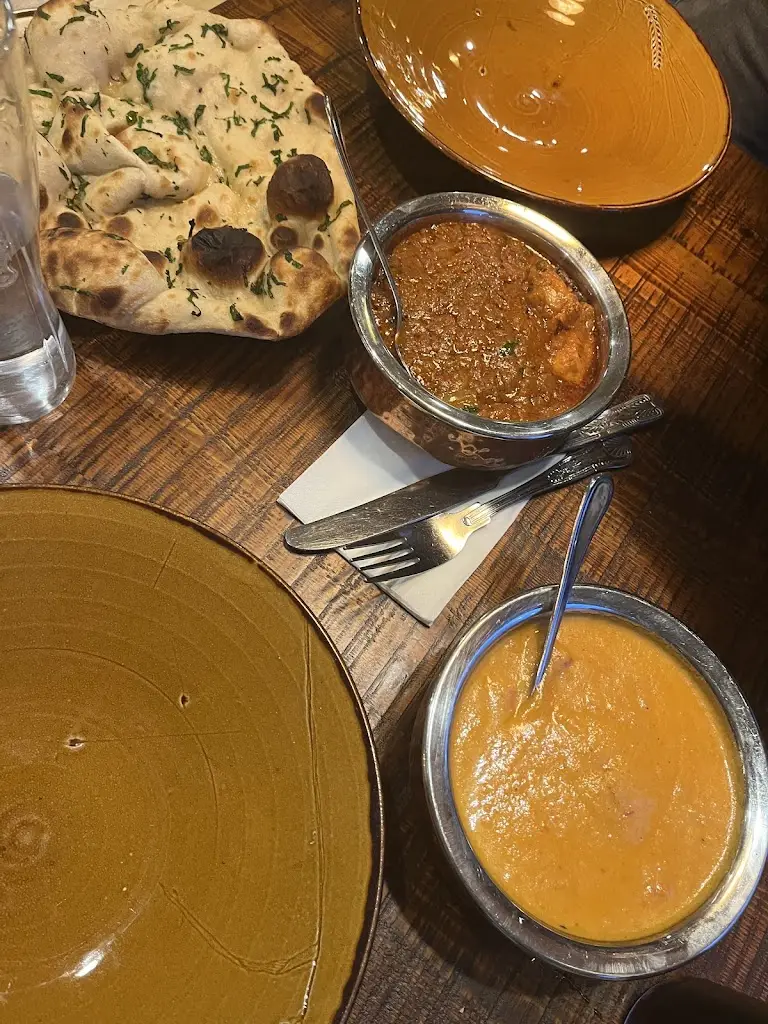 Nia Jones_Castle Tandoori Chirk_Chirk_recensione