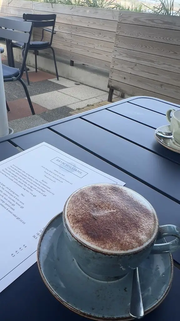 Allison Jones_Bryn Williams Porth Eirias_Colwyn Bay_review