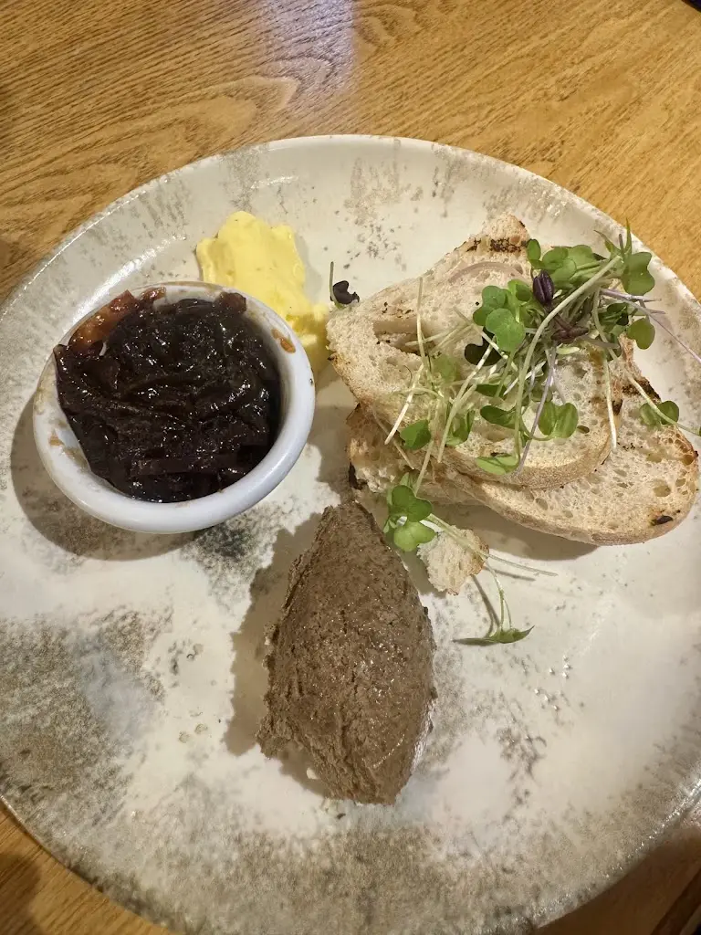 Claire Cronin_The Toad_Colwyn Bay_review