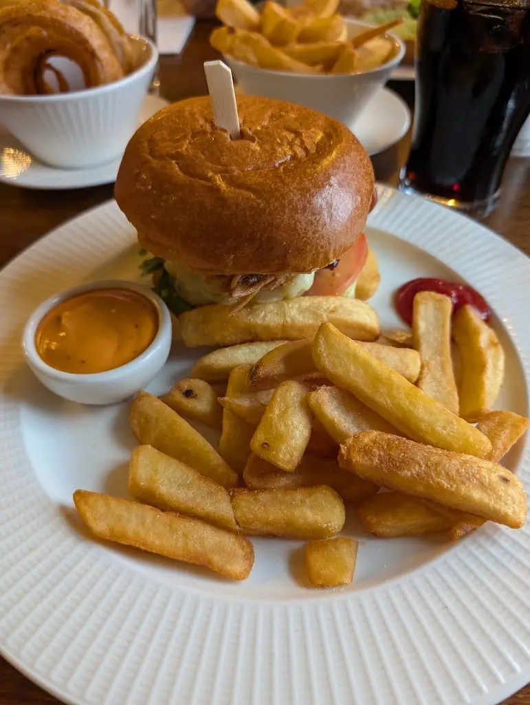 Pen-y-Bryn_Colwyn Bay_slider_image_3