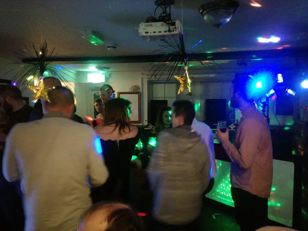 Martin Lancelotte_Golden Lion_Coedpoeth_review