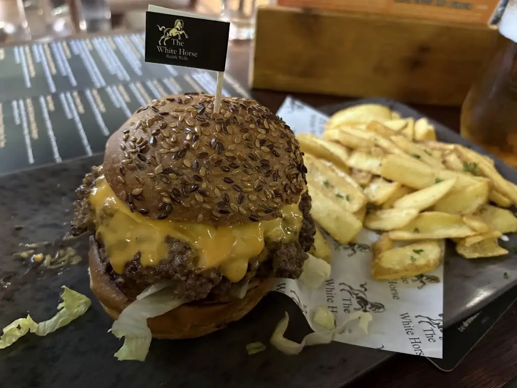 The White Horse_Builth Wells_slider_image_2