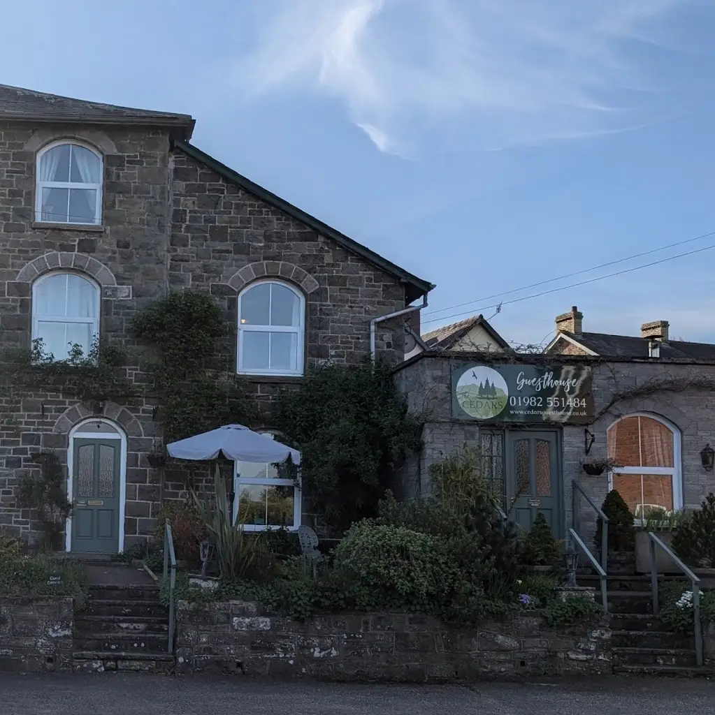 Natalie R_The Cedars_Builth Wells_review