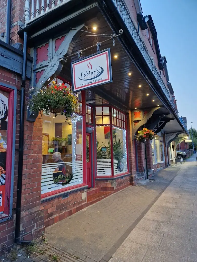 Adam Barnard_Fabian's Kitchen_Builth Wells_review