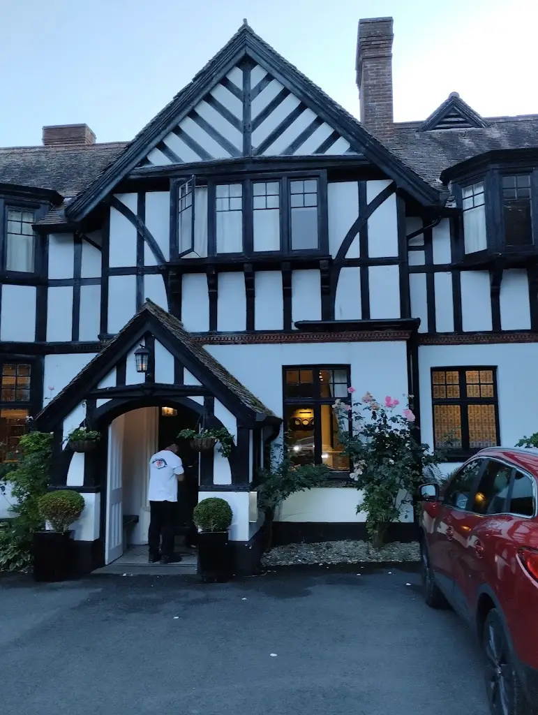 myarmyoflovers_Caer Beris Manor_Builth Wells_review