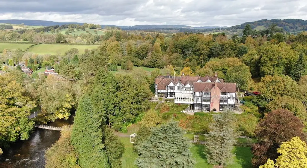Caer Beris Manor restaurant in Builth Wells