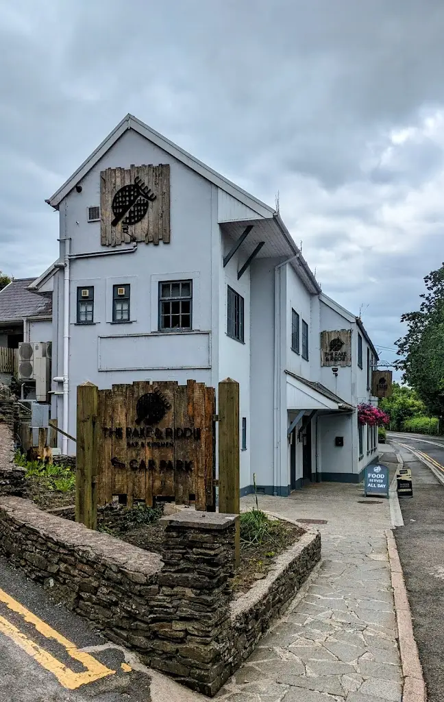 Andy L_The Rake and Riddle_Crofty_review