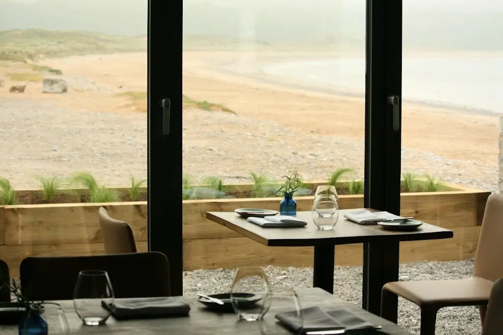 Beach House Restaurant_Crofty_slider_image_1