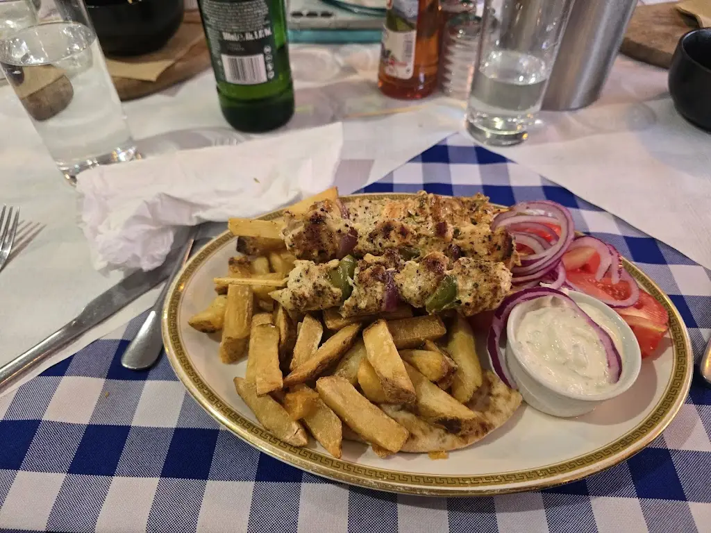 Martyn Caswell_Nik The Greek_Burry Port_review