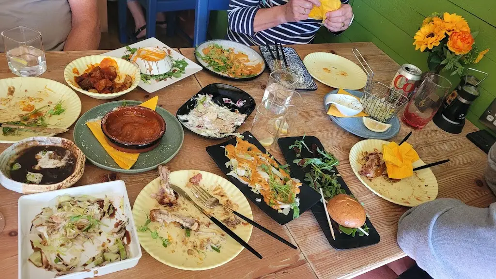 Platiau Bach Restaurant_Burry Port_slider_image_2