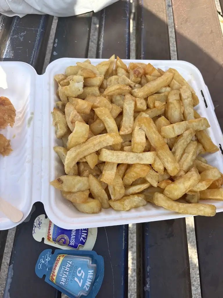 Atlantis fish and chips, Cafe & Ice Cream_Burry Port_slider_image_3