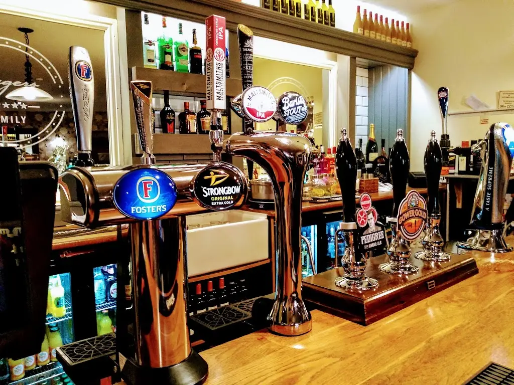 Y Bryngwyn Newydd_Burry Port_slider_image_2