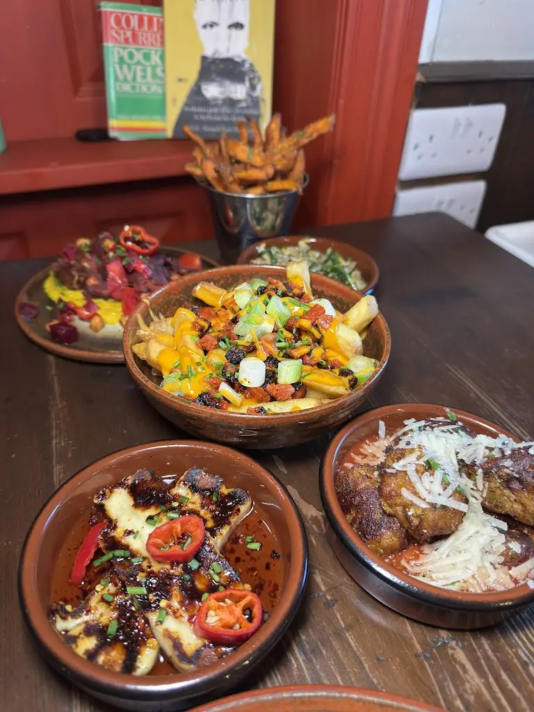 Caffi Lolfá_Burry Port_slider_image_3