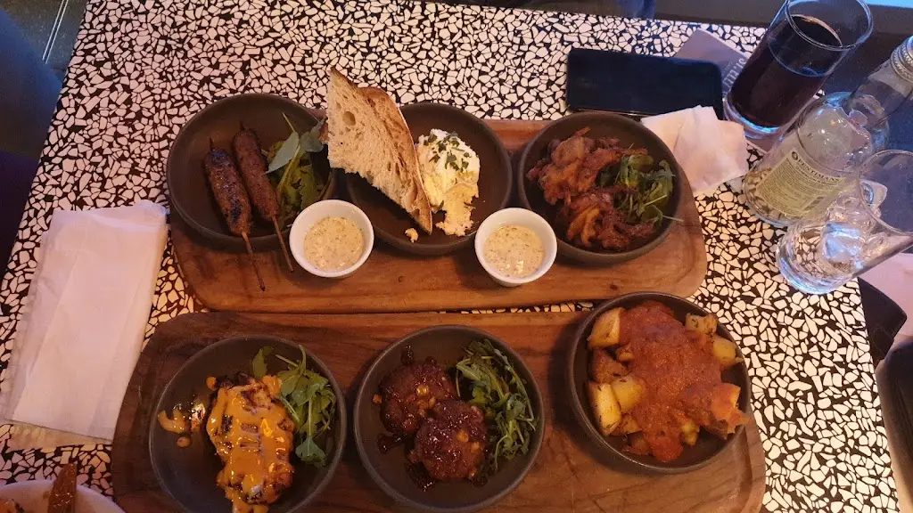 Menu_St.Elli's Bay_Burry Port_image_7