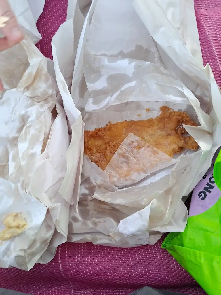 Manuel Schwab_Joseph's Fish & Chips_Burry Port_review