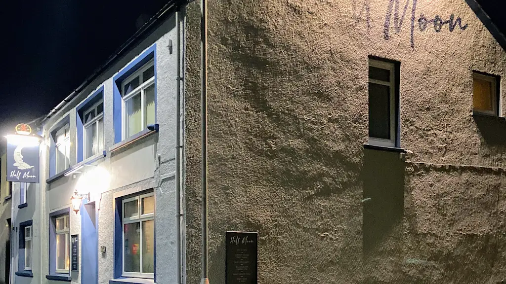 Half Moon_Burry Port_slider_image_3