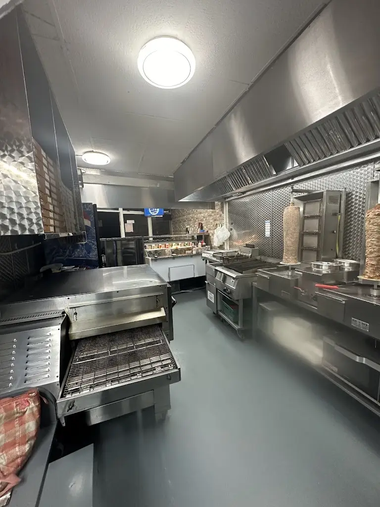 Hakki Karaboga_Scoffers Pizza - 16 Station Road , Burry Port - SA16 0LR_Burry Port_recensione