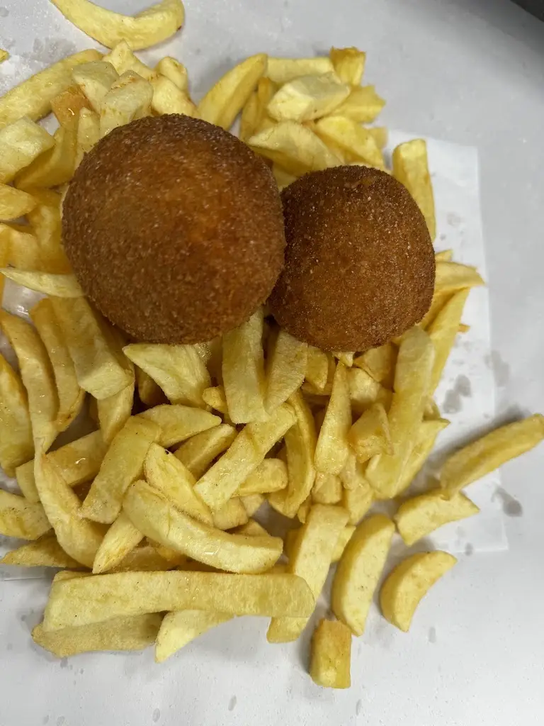 Menu_Bowen‘s Chippy_Burry Port_image_8