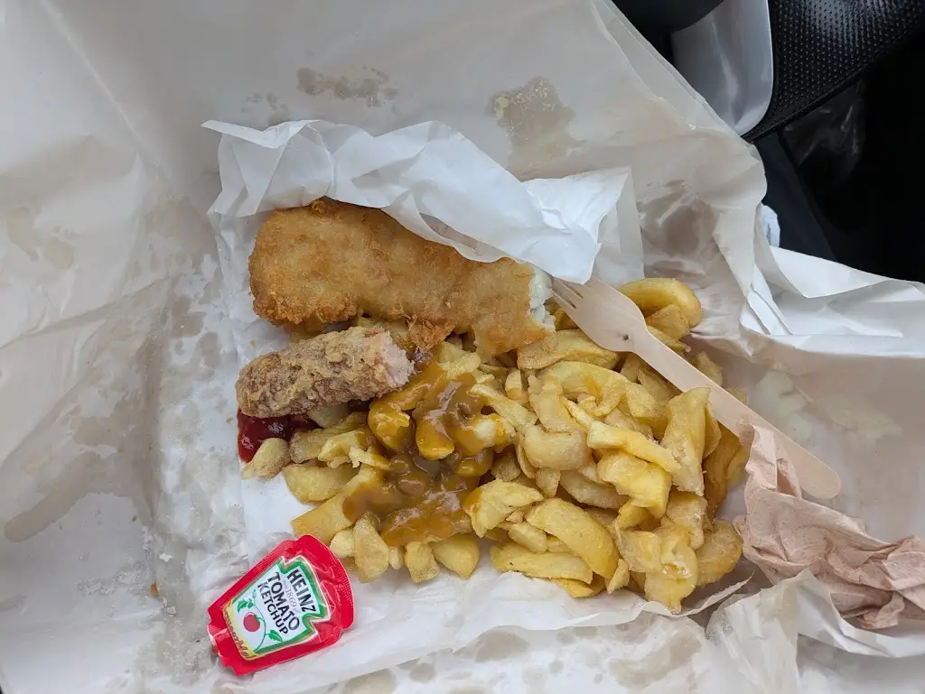 Trev Flash_Bowen‘s Chippy_Burry Port_review