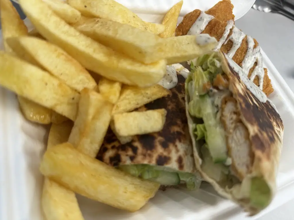 Bowen‘s Chippy_Burry Port_slider_image_3