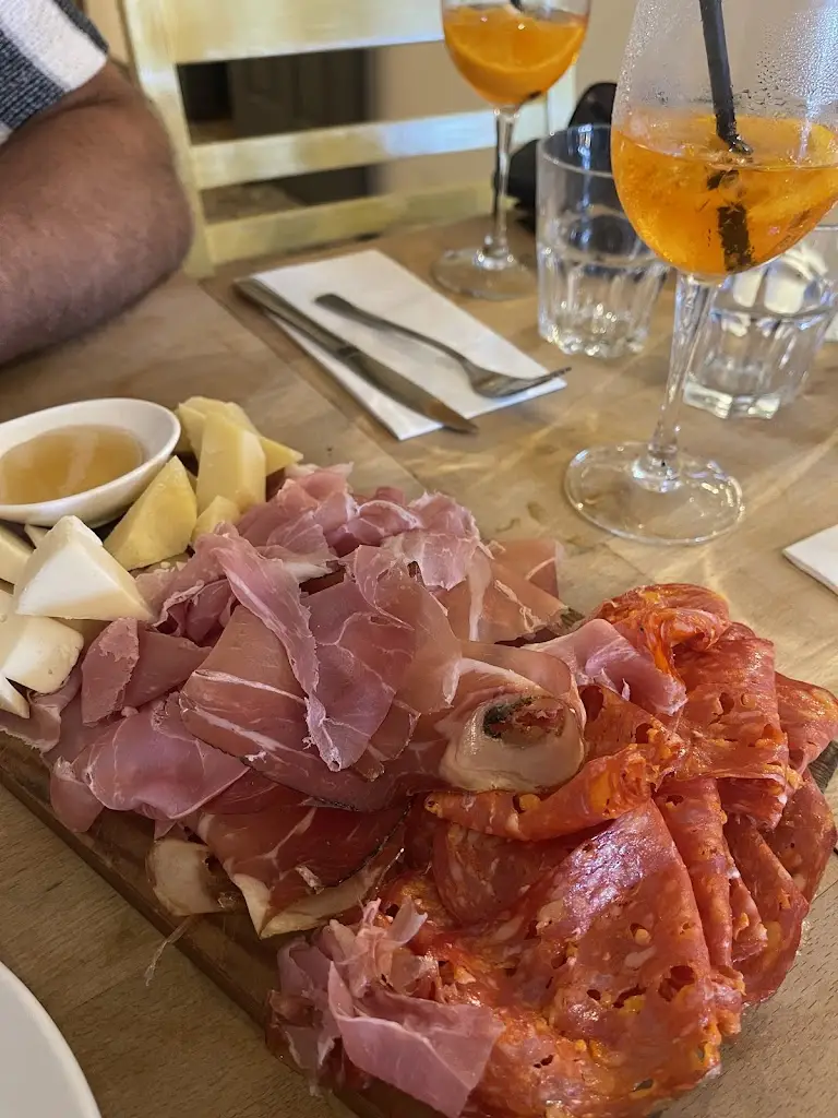 Katie Hine_The Phoenix Italian_Burry Port_review