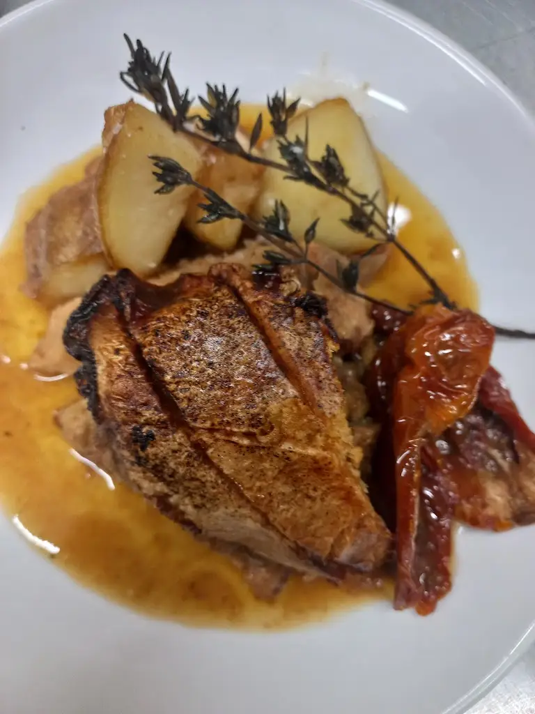 The Phoenix Italian_Burry Port_slider_image_3