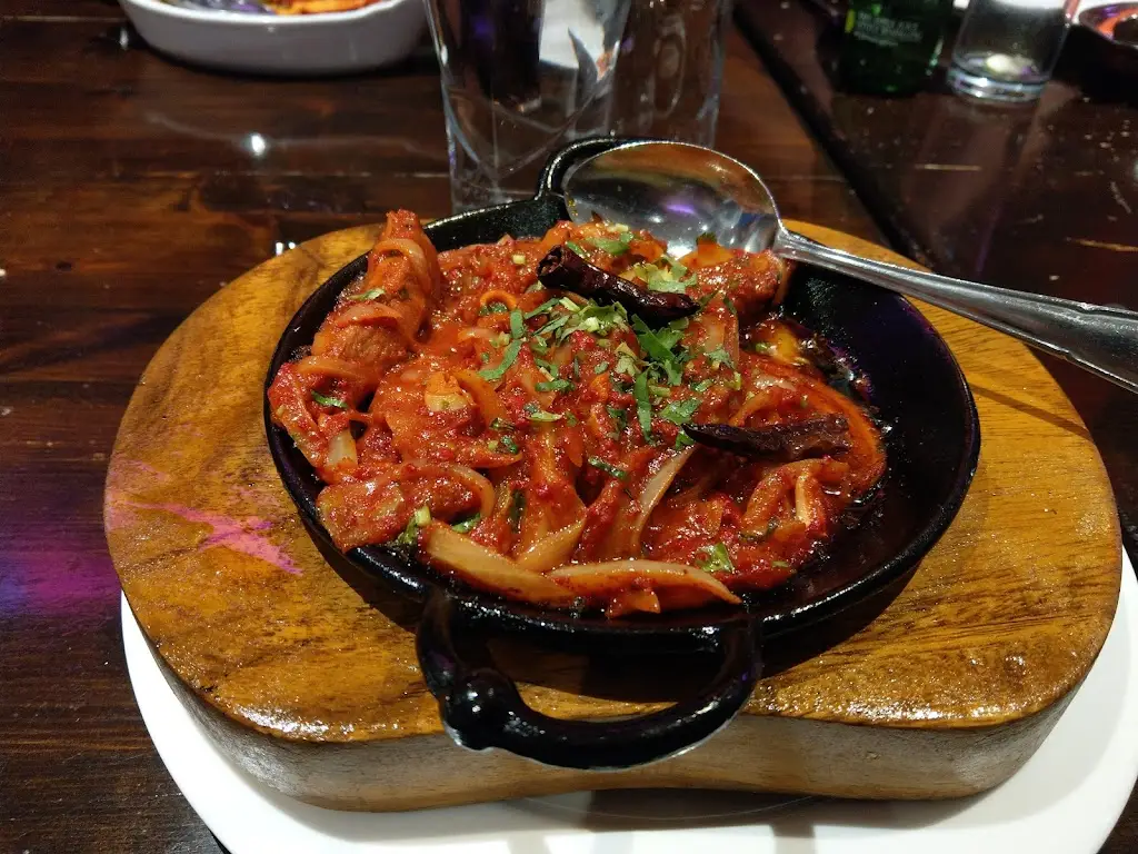 Menu_Dwbis_Cross Hands_image_4