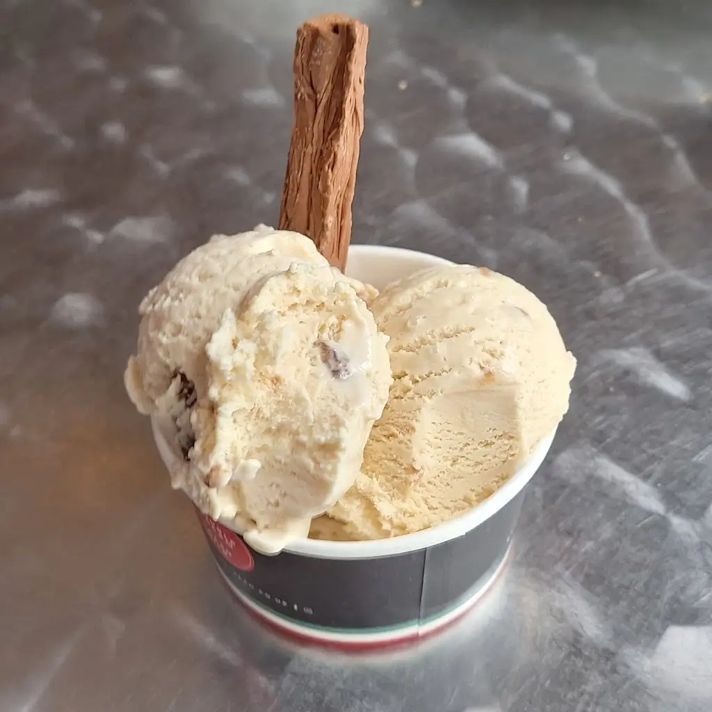 Susannah Raby-Cox_La fontana_Cardigan_review