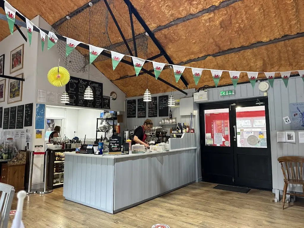 Catch of the Day Fishmongers and Fishermans Rest Cafe restaurant in Cardigan