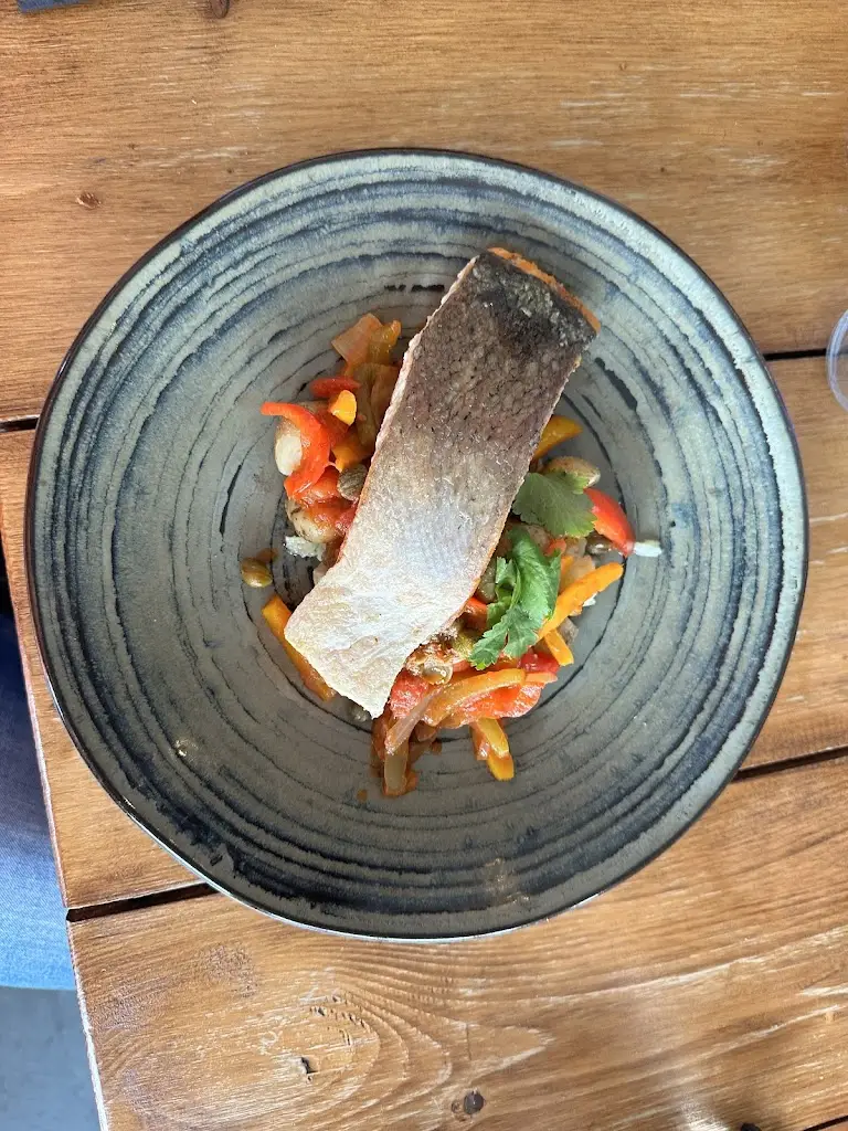 Manus McFadden_Awl Mor Restaurant_Cardigan_review