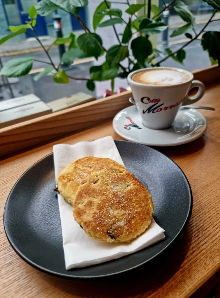 Menu_Belotti's_Cardigan_image_6