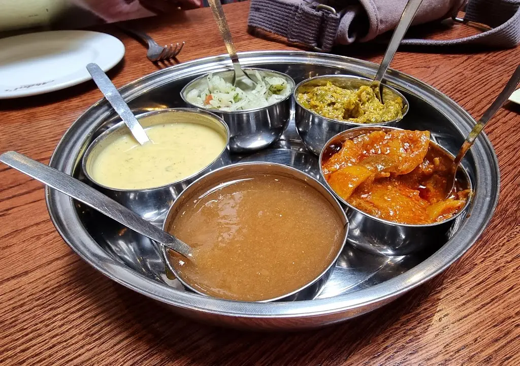 Menu_Abdul's Tandoori Spice_Cardigan_image_5